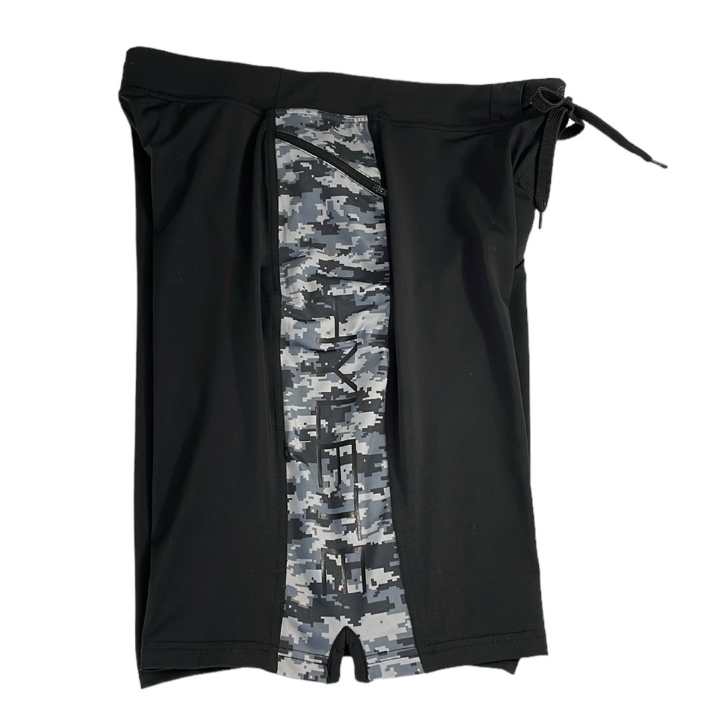 Hylete men’s Size Medium athletic‎ shorts.  
Color: black with camouflage grey
